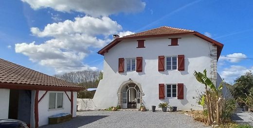 Luxury home in Urt, Pyrénées-Atlantiques