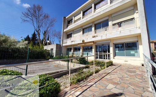 Maison de luxe à Cuers, Var