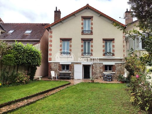 Πολυτελή κατοικία σε Vitry-sur-Seine, Val-de-Marne