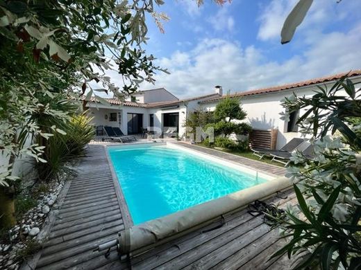 Luxe woning in Rivedoux-Plage, Charente-Maritime
