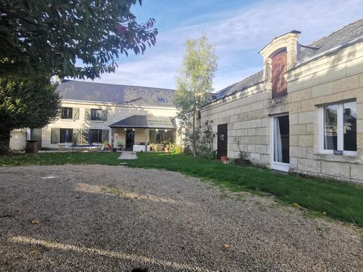 Casa di lusso a Beaumont-en-Véron, Indre-et-Loire