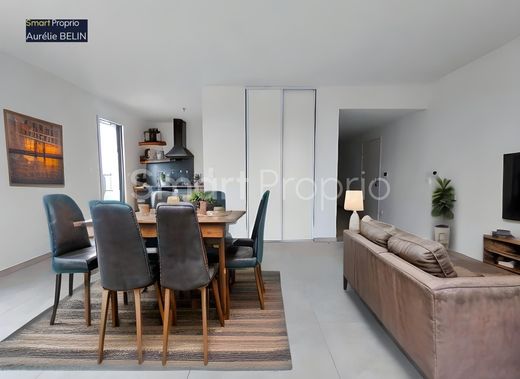 Apartament w Sainte-Foy-lès-Lyon, Rhône