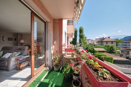 Apartment in Annecy, Haute-Savoie