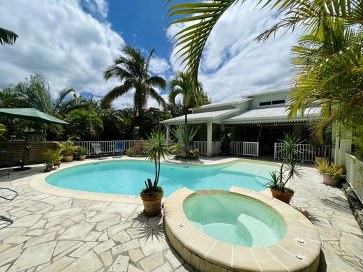 Luxe woning in La Rivière, Réunion