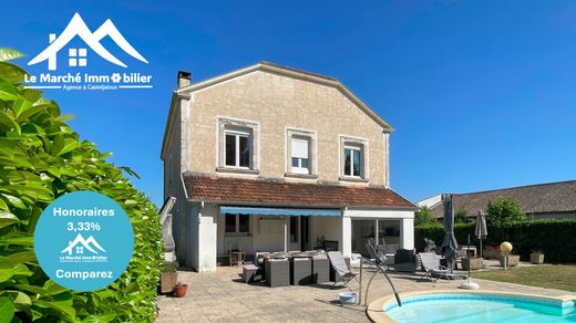 Luxe woning in Casteljaloux, Lot-et-Garonne