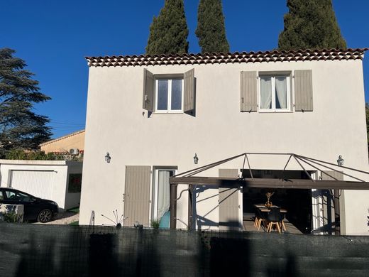 Maison de luxe à Toulon, Var