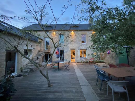 منزل ﻓﻲ Bayeux, Calvados