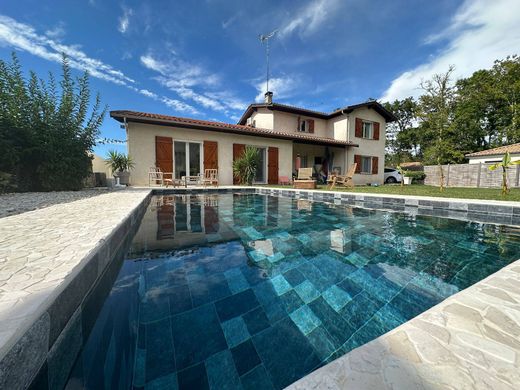 Casa de lujo en Sainte-Hélène, Gironda