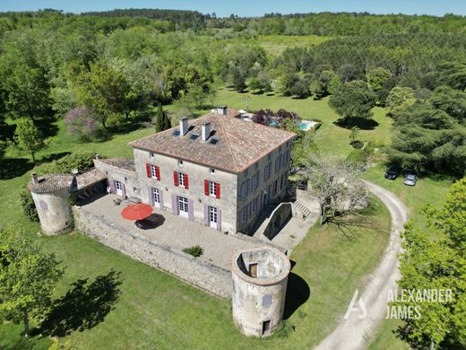 Castillo en Casteljaloux, Lot y Garona