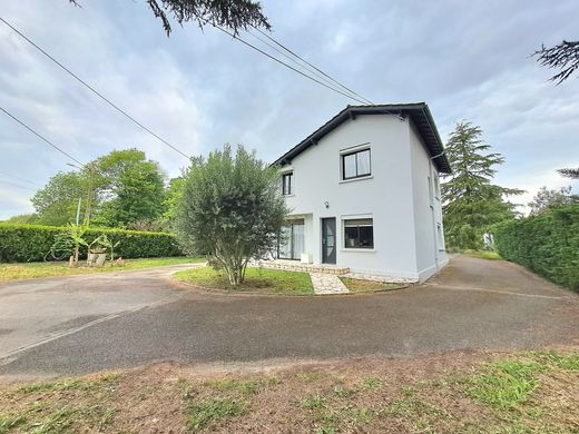 Luxe woning in Bias, Lot-et-Garonne