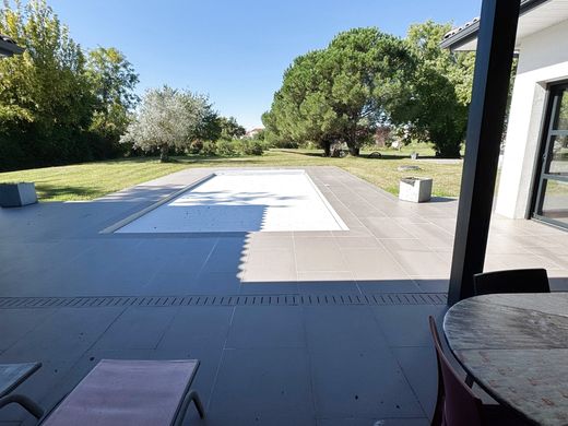 Villa à Rouffiac-Tolosan, Haute-Garonne
