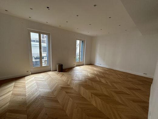 ‏בתי יוקרה ב  Paris 15 Vaugirard, Paris