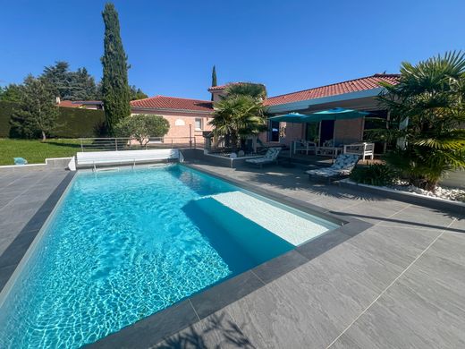 Villa à Cellieu, Loire