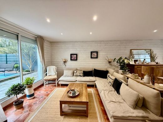 منزل ﻓﻲ Talence, Gironde