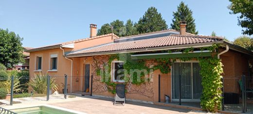 Luxury home in Saint-Donat-sur-l'Herbasse, Drôme