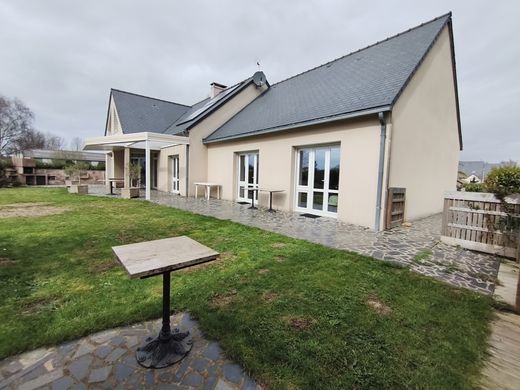 Luxury home in Bréville-sur-Mer, Manche