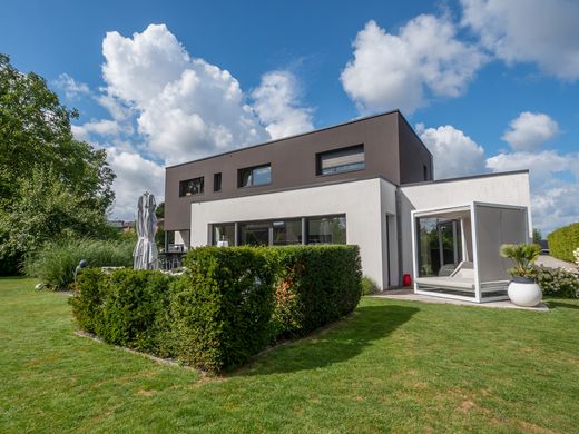 Luxe woning in Villeneuve-d'Ascq, North