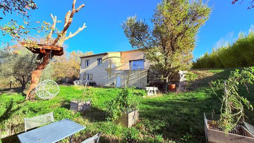 别墅  Barjac, Gard