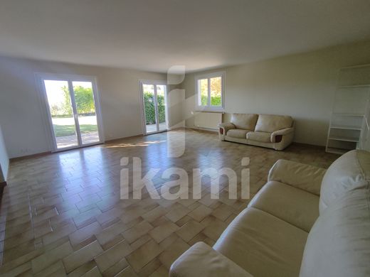 Luxus-Haus in Romans-sur-Isère, Drôme