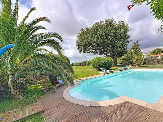 Casa de lujo en Saleilles, Pirineos Orientales