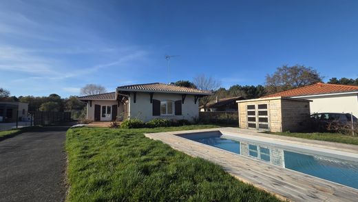 Casa di lusso a Le Teich, Gironda