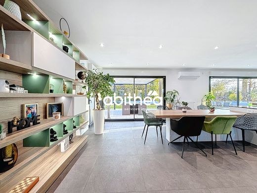 Casa de lujo en Dainville, Paso de Calais