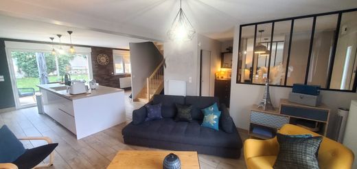 Luxury home in Annet-sur-Marne, Seine-et-Marne