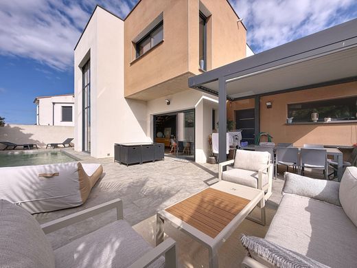 Luxury home in Saleilles, Pyrénées-Orientales