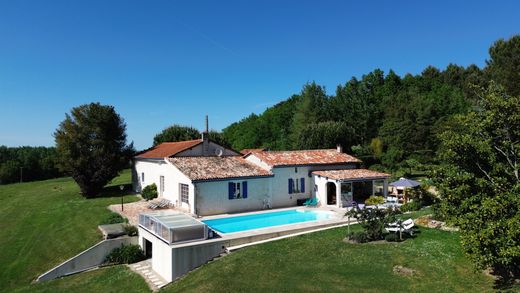 Luxury home in Barbezieux-Saint-Hilaire, Charente