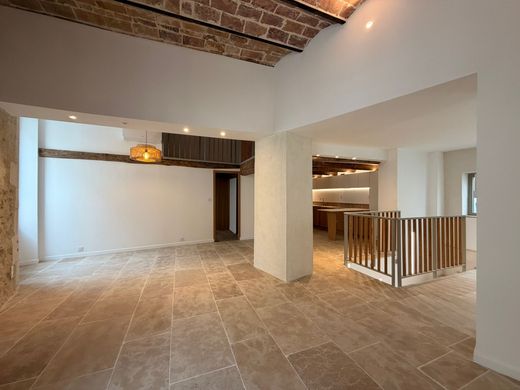 Luxury home in Nîmes, Gard