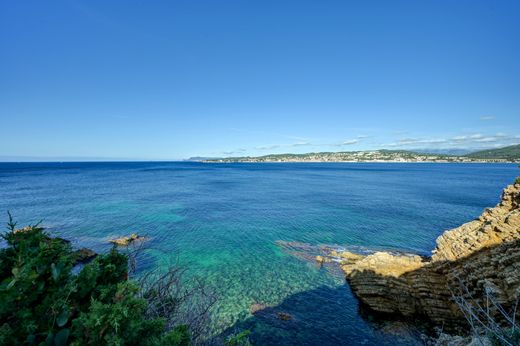 Apartment in Sanary-sur-Mer, Var