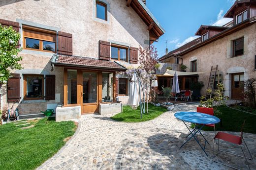 Casa de lujo en Collonges-sous-Salève, Alta Saboya