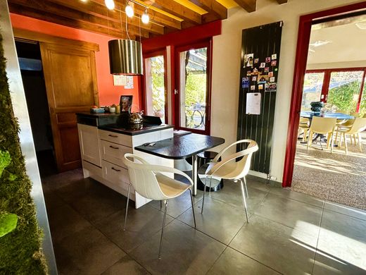 Luxury home in Amplepuis, Rhône