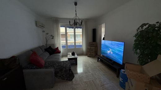 Beaulieu-sur-Mer, Alpes-Maritimesのアパートメント