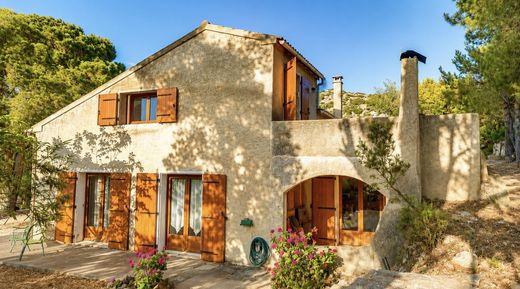 Maison de luxe à Sotta, Corse-du-Sud