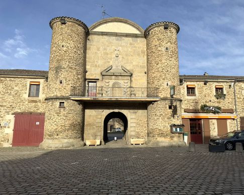 Villa in Sainte-Croix-en-Jarez, Loire