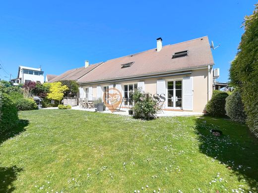 Luxury home in Groslay, Val d'Oise