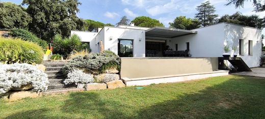 Πολυτελή κατοικία σε Nages-et-Solorgues, Gard