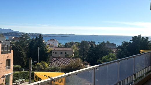 아파트 / Bandol, Var