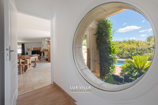 Casa di lusso a Saint-Jean-de-Cuculles, Hérault