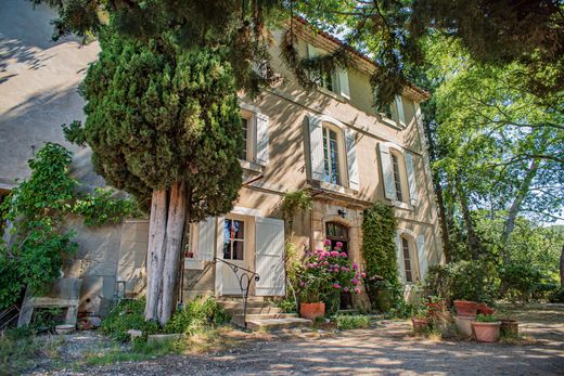 Luxury home in L'Isle-sur-la-Sorgue, Vaucluse