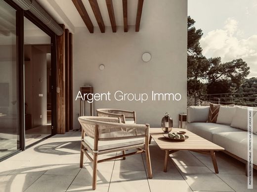 Apartment / Etagenwohnung in La Seyne-sur-Mer, Var
