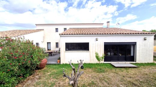 Luxury home in Morières-lès-Avignon, Vaucluse