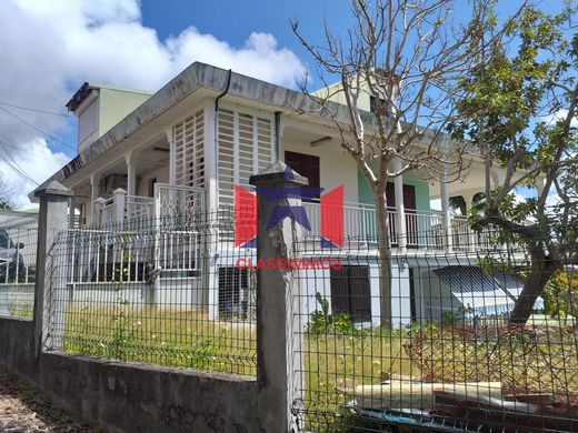 Luxus-Haus in Le Gosier, Guadeloupe