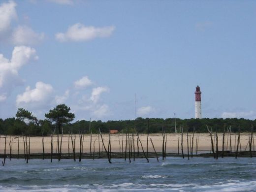 Villa in Lège-Cap-Ferret, Gironde