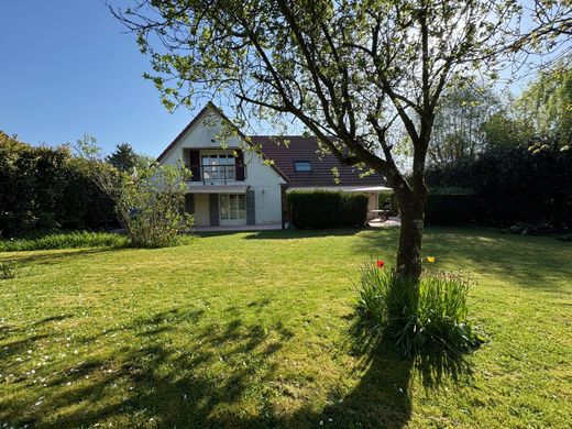 Luxury home in Saint-Witz, Val d'Oise