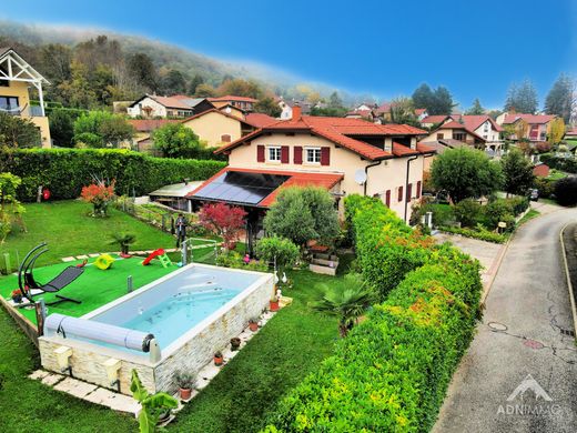 Casa de lujo en Farges, Ain