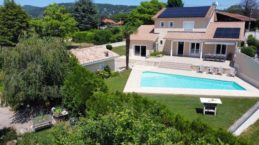 Luxury home in Dardilly, Rhône
