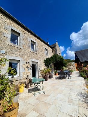 Maison de luxe à Plougoulm, Finistère