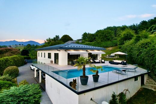 Villa in Jacob-Bellecombette, Savoy